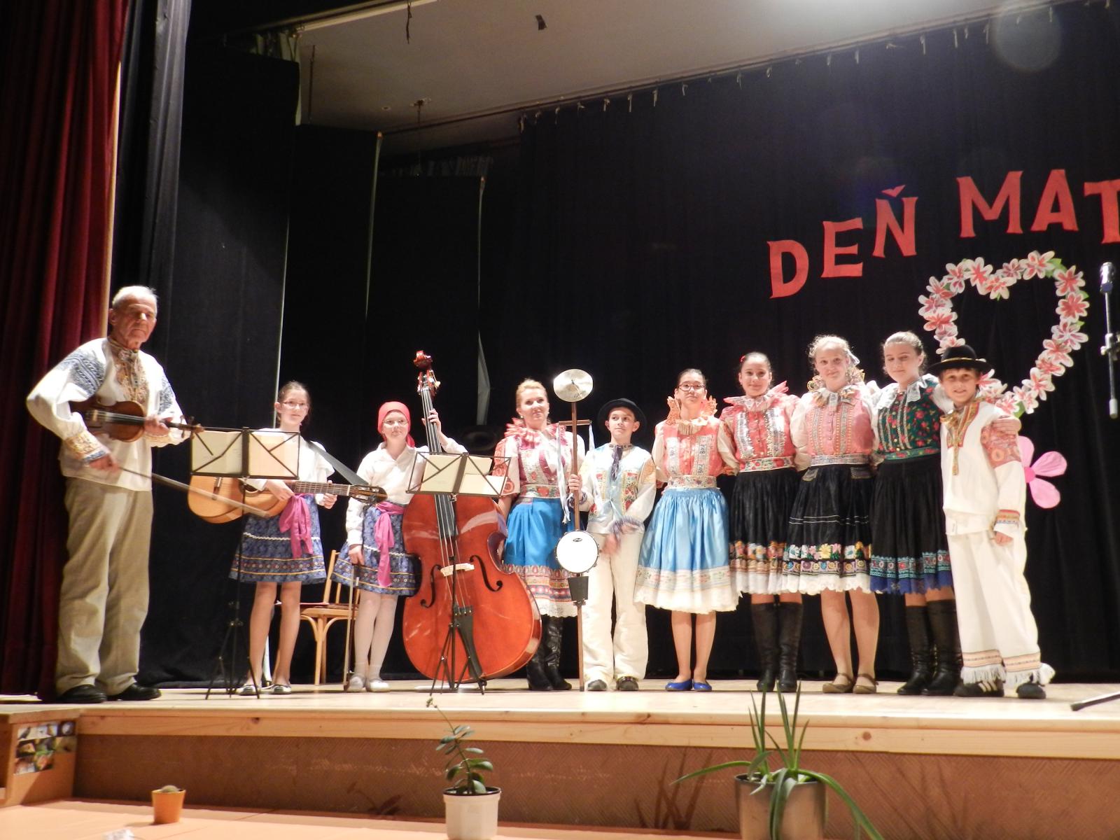 Fotogaléria Deň matiek 2014 (73) Deň matiek 2014
