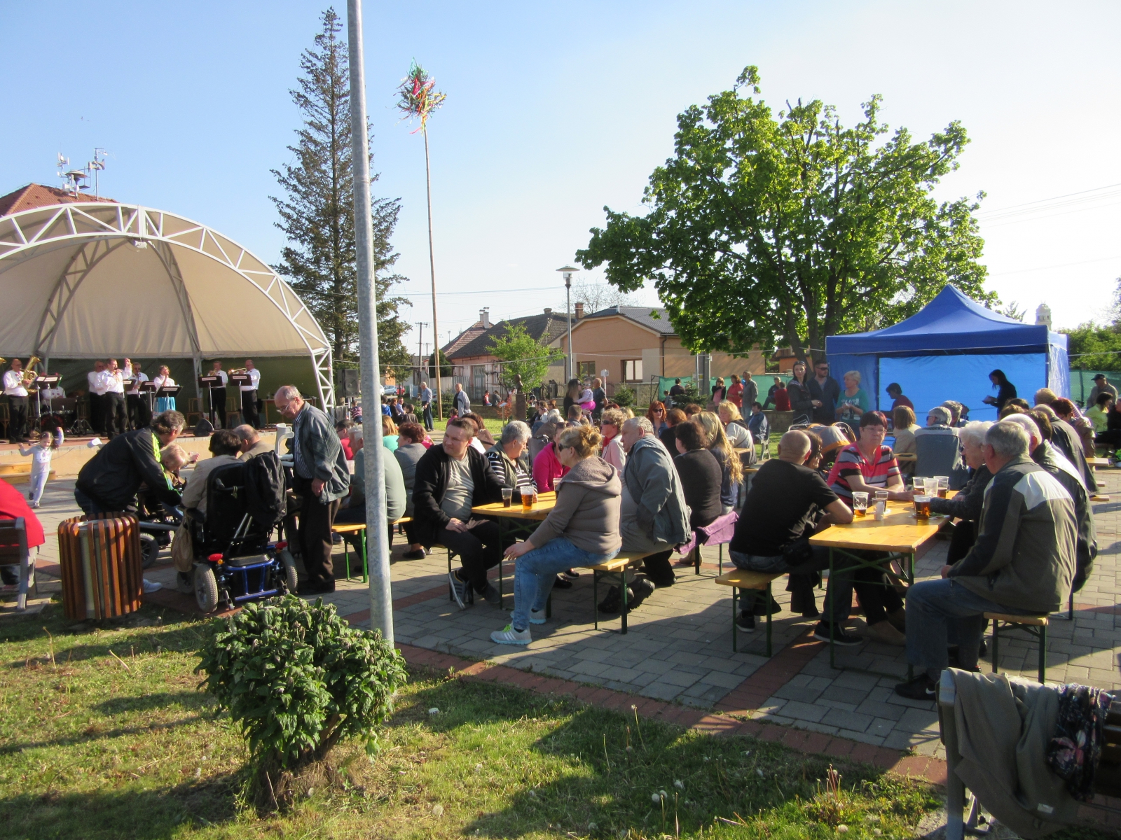Fotogaléria Stavanie mája 2016 (29) Stavanie mája 2016